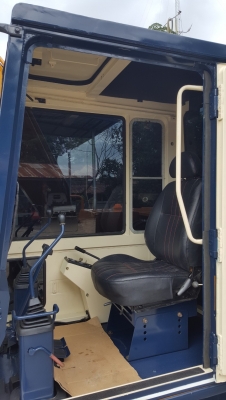 ขาย  KOMUTSU PC60-5 เก่านอกญี่ปุ่น