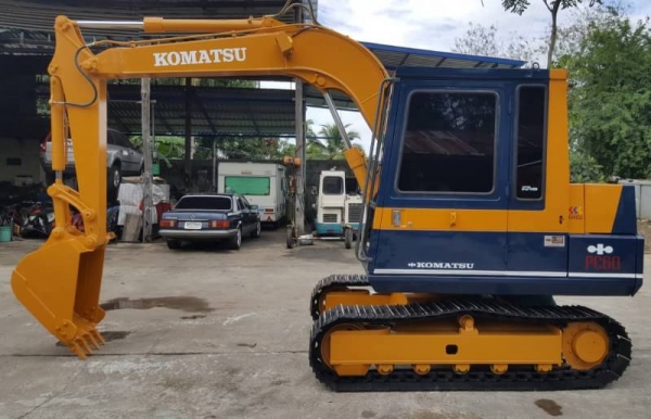 ขาย  KOMUTSU PC60-5 เก่านอกญี่ปุ่น