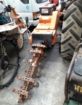 ขายรถขุดร่องดินเดินตามนำเข้าจากญี่ปุ่น