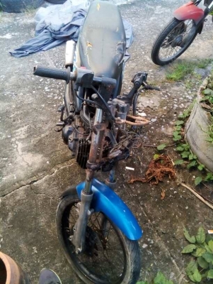 2200 บาท yamaha jrตีเป็นซาก