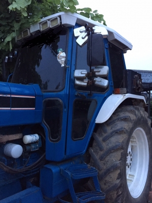 ขาย Ford 8210 ขาย Ford 8210