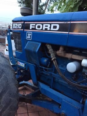 ขาย Ford 8210 ขาย Ford 8210