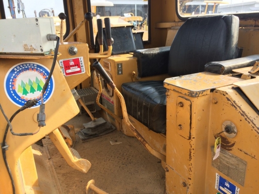 CAT D5B ตีนไก่ เครื่อง 3306 ไดเร็คอินเจคชั่น นำเข้าจากญี่ปุ่น ราคาไม่แพงครับ