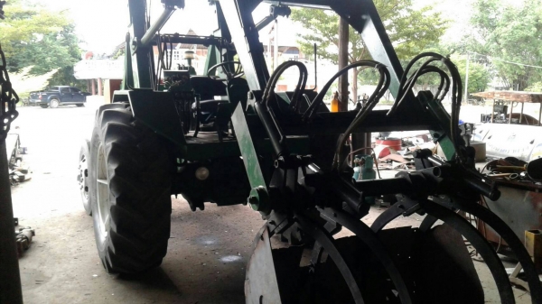 รถคีบอ้อยฟรอด6600