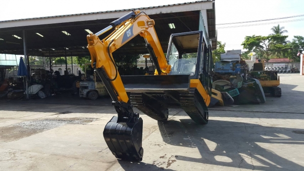 ขาย รถขุด MITSUBISHI รุ่น MM35B มือสองญี่ปุ่น พร้อมหัวเก๋ง สลักบูท เอวแน่น 100\% ทำงานไว ทำสี CAT เพื่อความสวยงาม เท่านั้น มือถือ/LINE ID : 0818753444