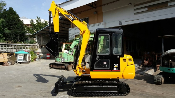 ขาย รถขุด MITSUBISHI รุ่น MM35B มือสองญี่ปุ่น พร้อมหัวเก๋ง สลักบูท เอวแน่น 100\% ทำงานไว ทำสี CAT เพื่อความสวยงาม เท่านั้น มือถือ/LINE ID : 0818753444