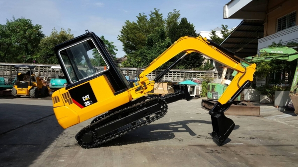 ขาย รถขุด MITSUBISHI รุ่น MM35B มือสองญี่ปุ่น พร้อมหัวเก๋ง สลักบูท เอวแน่น 100\% ทำงานไว ทำสี CAT เพื่อความสวยงาม เท่านั้น มือถือ/LINE ID : 0818753444