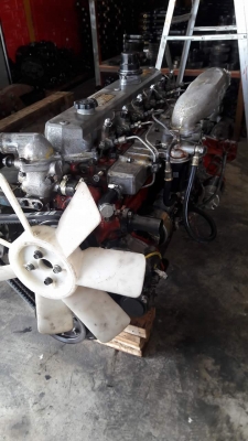 เครื่องยนต์ฮีโน่HO7C#185แรงม้าสวยๆ ติดดีพร้อมใช้ที่081-1951535ครับ