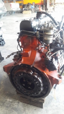 เคริ่องยนต์อีซูสุ6SD1#240เครื่องสวยๆติดดีมาก ข้อเหวี่ยงSTDที่081-1951535ครับ