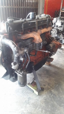 เคริ่องยนต์อีซูสุ6SD1#240เครื่องสวยๆติดดีมาก ข้อเหวี่ยงSTDที่081-1951535ครับ