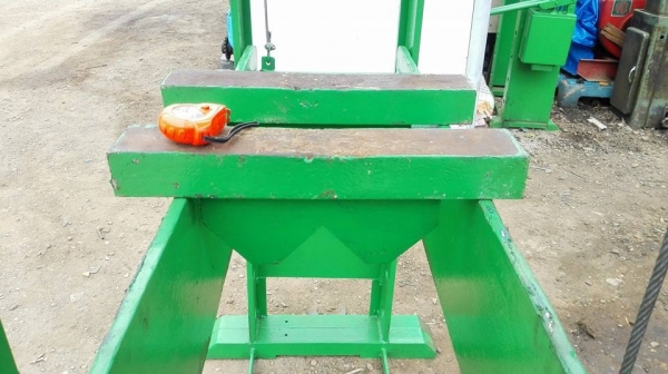 แท่นอัดไฮดรอลิคแบบไฟฟ้า ขนาด 60 ตัน มอเตอร์ Mitsu 5 HP 380V พร้อมใช้ แท่นอัดไฮดรอลิคแบบไฟฟ้า ขนาด 60 ตัน มอเตอร์ Mitsu 5 HP 380V พร้อมใช้