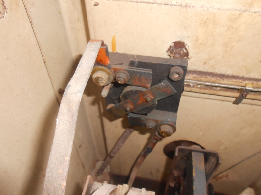 เครื่องเชื่อมพลัง 300 แอมป์