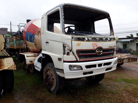 ขายด่งน10ล้อ HINO MEGA 320 แรง ปี51 โม่ปูนขายตามสภาพ เครื่องเกียร์ดี คัชชีสวย โม่ตามสภาพ เอกสารเล่มท