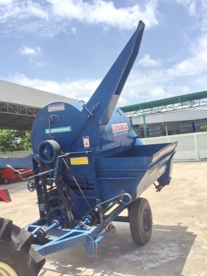 ตู้นวดข้าว 5 ฟุต พ่วงท้ายแทรกเตอร์  no.27