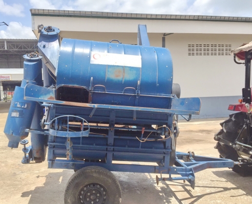 ตู้นวดข้าว 5 ฟุต พ่วงท้ายแทรกเตอร์  no.27