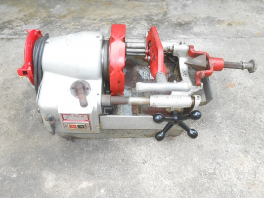 เครื่องต๊าปเกลียว REX 90A III