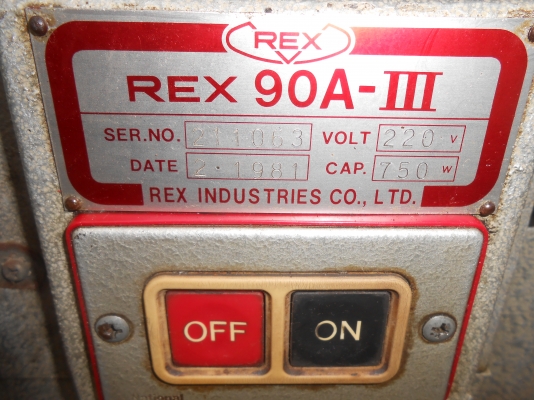 เครื่องต๊าปเกลียว REX 90A III