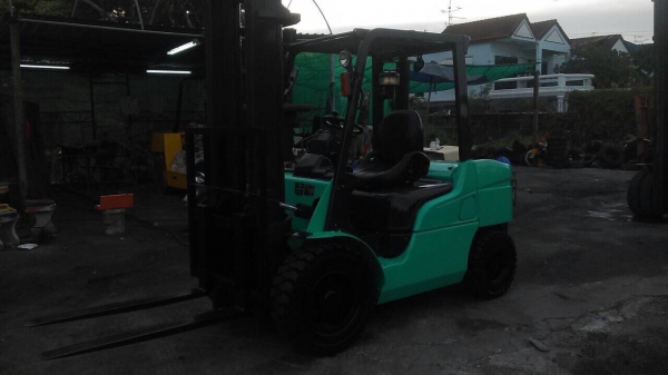 ขาย. โฟรคลิฟท์ มิตซูบิชิ แกนเดีย 3. ตัน ขาย. โฟรคลิฟท์ มิตซูบิชิ แกนเดีย 3. ตัน