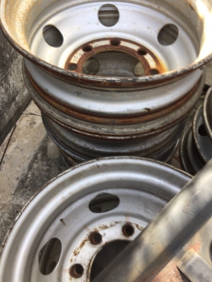 ขายกะทะล้อแม็กเหล็ก สำหรับ10 ล้อ ของ Toby มือสองสภาพดี มีทั้งหมด 33 ลูก เหมาหมดคิดราคาพิเศษ นำเข้าเองจากประเทศญี่ปุ่น 100\% ขายกะทะล้อแม็กเหล็ก สำหรับ10 ล้อ ของ Toby มือสองสภาพดี มีทั้งหมด 33 ลูก เหมาหมดคิดราคาพิเศษ นำเข้าเองจากประเทศญี่ปุ่น 100\%