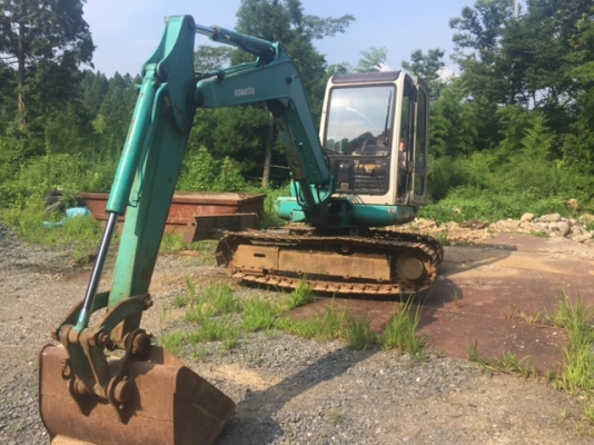 Komatsu PC40-7 รถขุด มือสอง รอนำเข้าจากญี่ปุ่น โทร. 080-6565422 (หนิง)