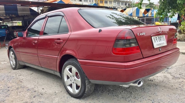 ขายของสวยๆงามๆ เบนซ์ C180 ปี96 รถสวยมากๆ เครื่องดี แอร์เย็น ดูรถได้ที่กทม. ติดต่อ 0856390132 กานรับสาย