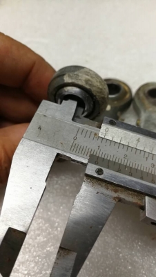 5 ตัว 250 บ. ส่งฟรี โทร 083-2000058LINE ID: line832923 Spherical Plain Bearing ลูกปืนตาเหลือก ขนาดสวมก้าน 10 mm. ส่วนเกลี่ยว M10 (มี8ชุด) 5 ตัว 250 บ. ส่งฟรี โทร 083-2000058LINE ID: line832923 Spherical Plain Bearing ลูกปืนตาเหลือก ขนาดสวมก้าน 10 mm. ส่วนเกลี่ยว M10 (มี8ชุด)