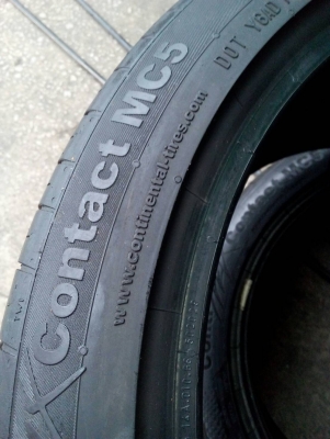 245/40R18 CONTINENTAL CONTACK CT5 ปี15 มี 2 เส้น tel. 081-427-3941 245/40R18 CONTINENTAL CONTACK CT5 ปี15 มี 2 เส้น tel. 081-427-3941