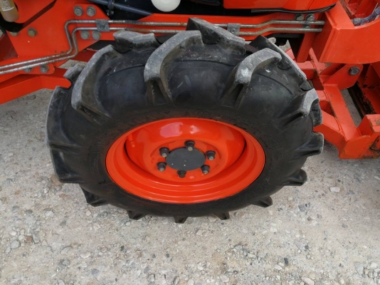 คูโบต้า L3608SP 4 WD  รถเกรด A ใบมีดตราช้าง ผานหลัง ทำงาน 350 ชั่วโมง