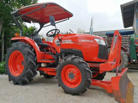 คูโบต้า L3608SP 4 WD  รถเกรด A ใบมีดตราช้าง ผานหลัง ทำงาน 350 ชั่วโมง