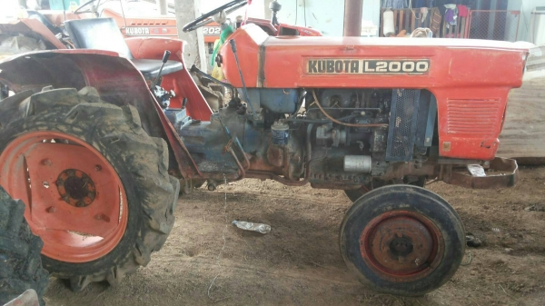รถไถคูโบต้ารุ่นL2000คับส่งใด้ทุกจังหวัดคับ