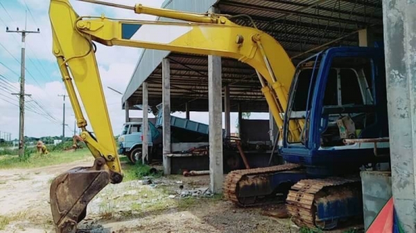 ขาย 495,000 บาท KOBELCO SK120 MARK 3 เครื่องดี ปั้มแรง โช่หนา เอวแน่น ไฟฟ้า ตัด เอกสารอินวอยท์ รถอยู่ จ.สกลนคร สนใจโทร&ไอดีไลน์ 0610710295 ขาย 495,000 บาท KOBELCO SK120 MARK 3 เครื่องดี ปั้มแรง โช่หนา เอวแน่น ไฟฟ้า ตัด เอกสารอินวอยท์ รถอยู่ จ.สกลนคร สนใจโทร&ไอดีไลน์ 0610710295