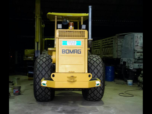 ไฟสปอร์ทไลท์ LED.ทรงเหลี่ยม 48 วัตต์. ทั้ง12V./24V.