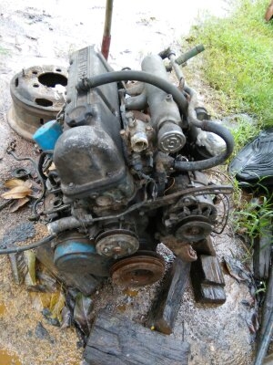 ขายเครื่องยนต์ nissan LD20turbo