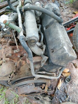 ขายเครื่องยนต์ nissan LD20turbo