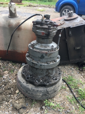 ขายเหมา อะใหล่ด่วน HITACHI EX300H-3 ที่เห็นทั้งหมด