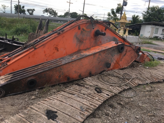 ขายเหมา อะใหล่ด่วน HITACHI EX300H-3 ที่เห็นทั้งหมด