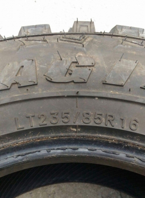ขายยาง 235/85/16 (32&quot;หน้าแคบ)
