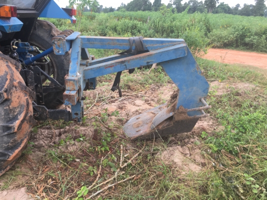 ขายขาดทุนครับ 9500.- ขายผานขุดมันใส่60แรงขึ้นไปสภาพพร้อมใช้ ขายขาดทุนครับ 9500.- ขายผานขุดมันใส่60แรงขึ้นไปสภาพพร้อมใช้