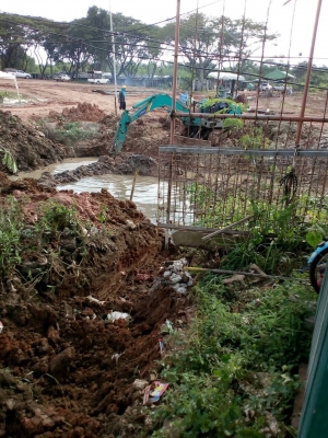 Kobelco sk032. เดินสายหัวเจาะแล้วพร้อมใช้งาน เครื่อง32แรง turbo Kobelco sk032. เดินสายหัวเจาะแล้วพร้อมใช้งาน เครื่อง32แรง turbo