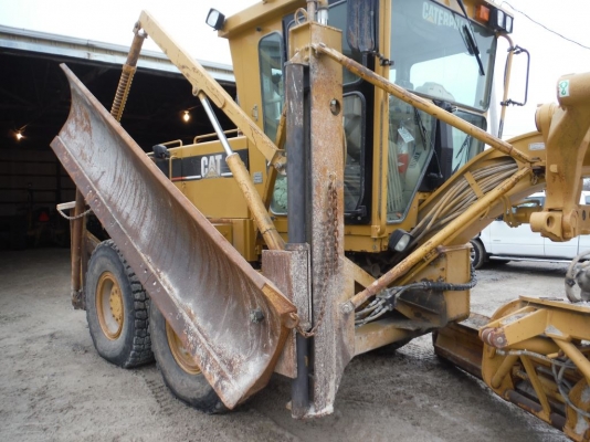 รถเกรด Caterpillar 140H