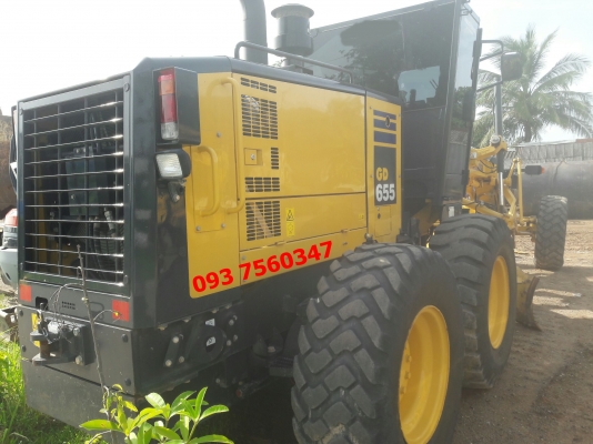ขายดาวน์ รถเกรดเดอร์ KOMATSU GD655-5 ซีเรียล 559XX =1,976 ชม.