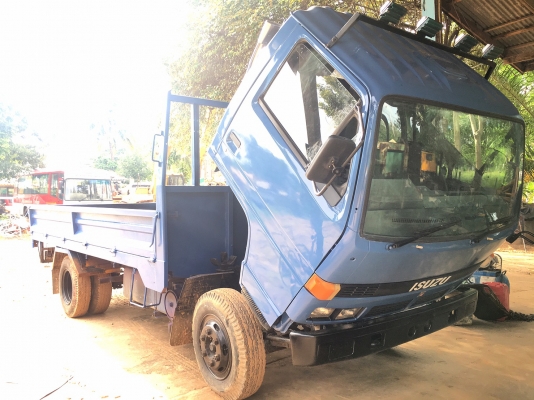 ขายบรรทุก หกล้อ ยี่ห้ออีซูซุ รุ่นNPR 115HP ปี94 รถแท้ใช้มือเดียว โทร095-5944474 ปอ