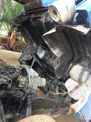 ขายบรรทุก หกล้อ ยี่ห้ออีซูซุ รุ่นNPR 115HP ปี94 รถแท้ใช้มือเดียว โทร095-5944474 ปอ