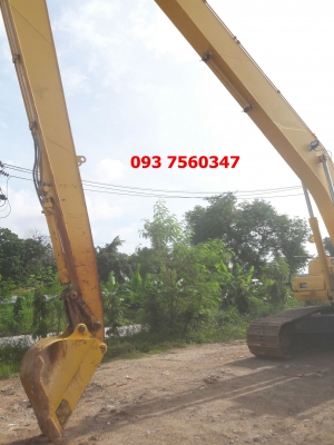 ขายดาวน์ รถแบคโฮบูมยาว 18 ม. KOMATSU PC200LC-8 MOSLF=2,396 ชม.