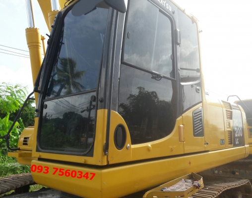 ขายดาวน์ รถแบคโฮ KOMATSU PC200-8 MO=881 ชม.