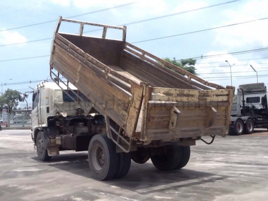 ขาย6ล้อกะบะดั้มพ์ฮีโน่ 212แรงม้า สนใจติดต่อ097-3597899