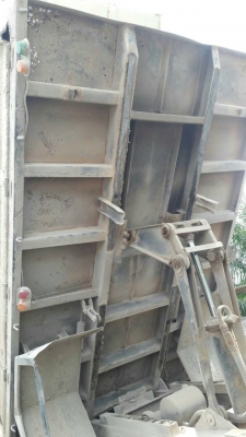 รถอีซูซุ 6 ล้อดั้ม NQR 175 แรงม้า. ปี 49. สนใจติดต่อ 081 - 9706989 รถอีซูซุ 6 ล้อดั้ม NQR 175 แรงม้า. ปี 49. สนใจติดต่อ 081 - 9706989