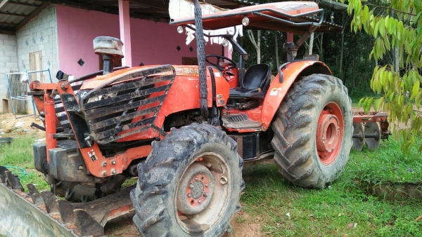 รถไถ KUBOTA M9540 สนใจติดต่อ 081 - 9706989 รถไถ KUBOTA M9540 สนใจติดต่อ 081 - 9706989