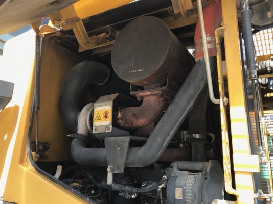 รถตักล้อยาง Komatsu WA380-5 รถเก่านอก สภาพดี พร้อมใช้งาน 091 695-6445