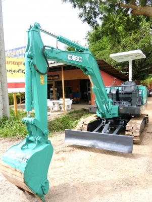 KOBELCO SK027 ขนาดPC-30 รถเก่านอกมีเอกสารใบอินวอย <มี VDO ให้ชม>☎️สนใจติดต่อ 085-5632278 <ราคาต่อรองได้>